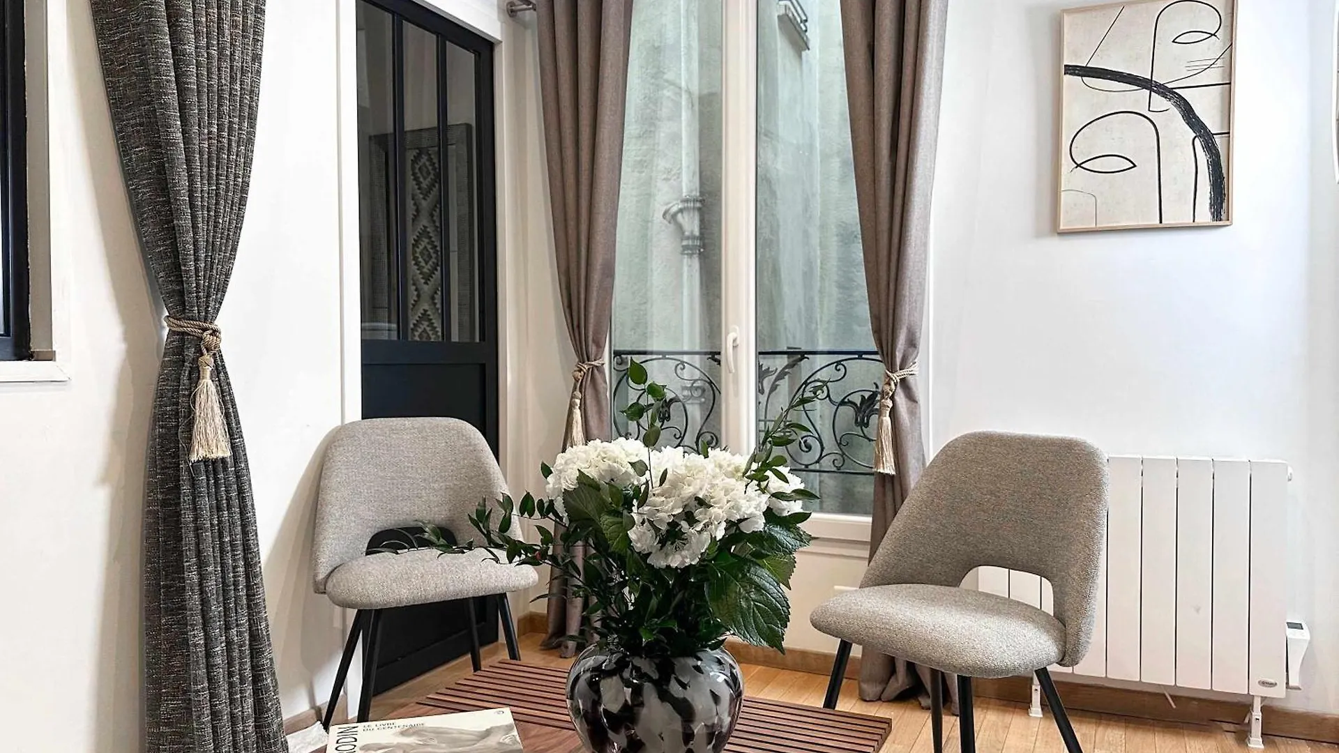 Welcoming Apartment Near Louvre Museum Parigi Francia